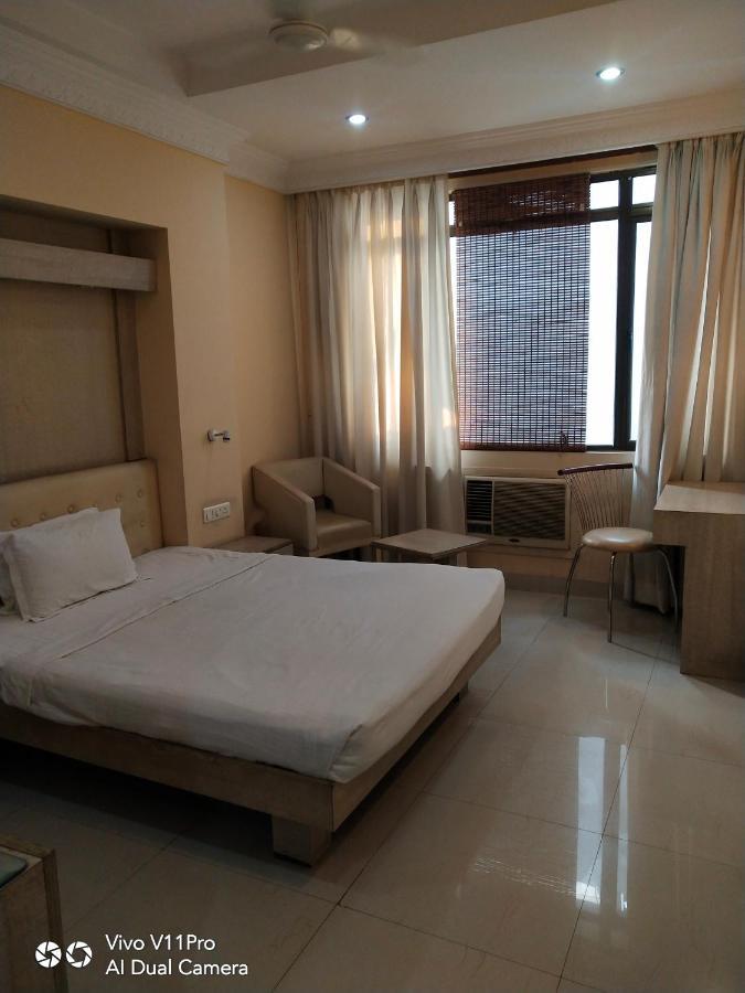 Rass Hotel Κανπούρ Εξωτερικό φωτογραφία