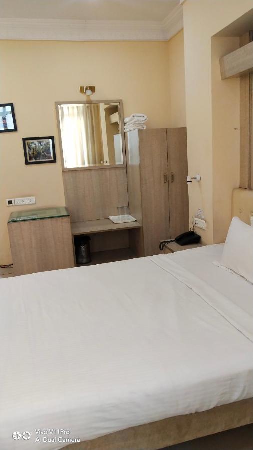 Rass Hotel Κανπούρ Εξωτερικό φωτογραφία