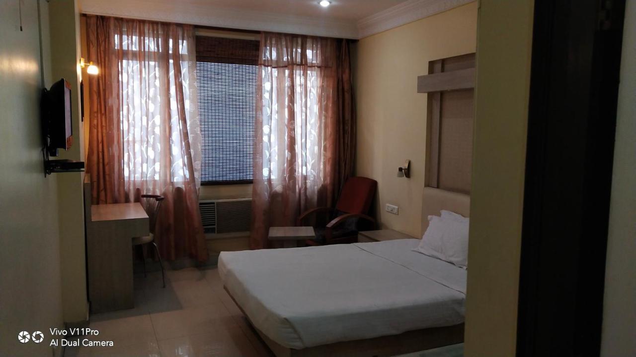 Rass Hotel Κανπούρ Εξωτερικό φωτογραφία