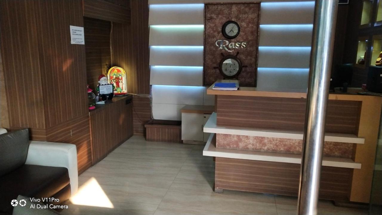 Rass Hotel Κανπούρ Εξωτερικό φωτογραφία